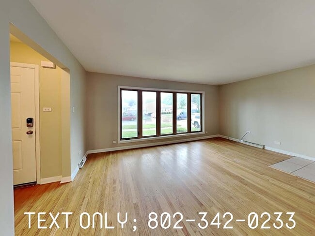 Building Photo - 9615 S 53rd Ave