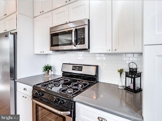 Building Photo - 4427 Mitchell St