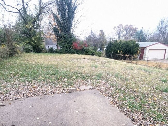 Building Photo - NICE 2BD/1BTH HOME