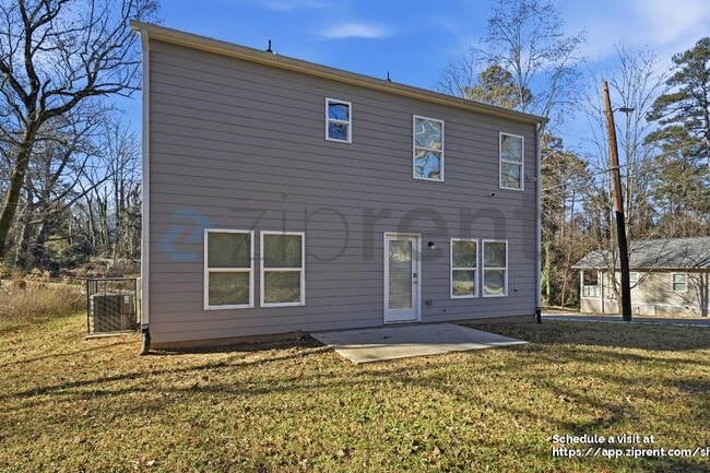 Building Photo - 1127 2nd St NW