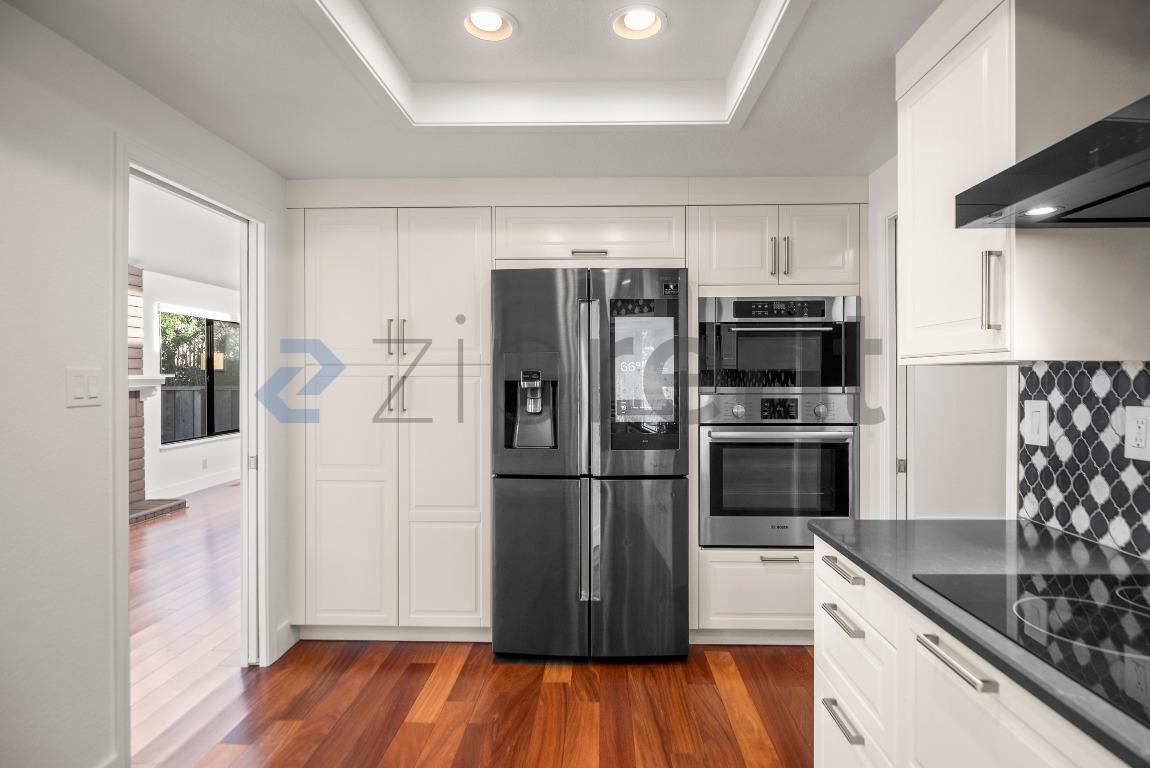 Building Photo - 1654 Sugarloaf Dr