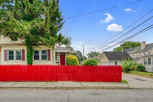 Building Photo - 5 Sunship Rd