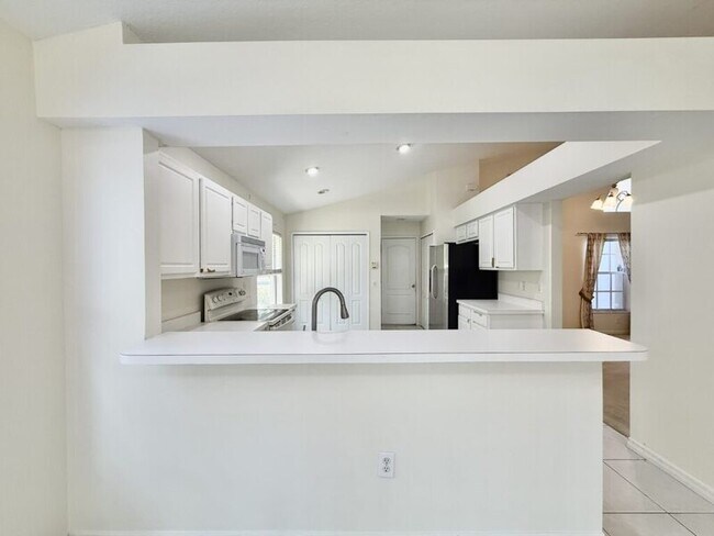 Building Photo - 5431 Ayrshire Dr