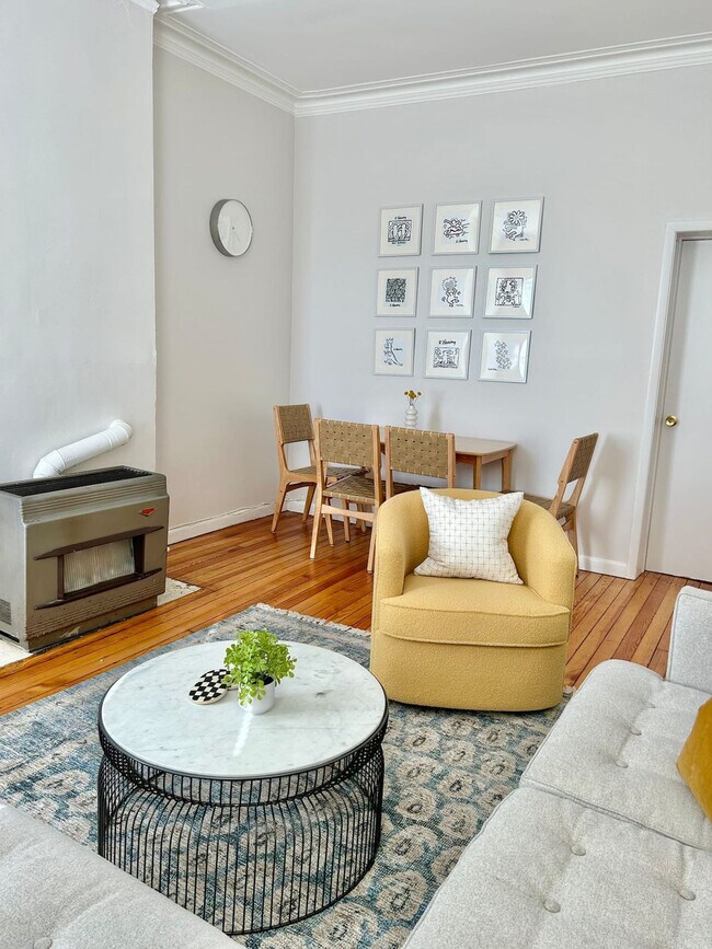 Building Photo - 1014 Washington St