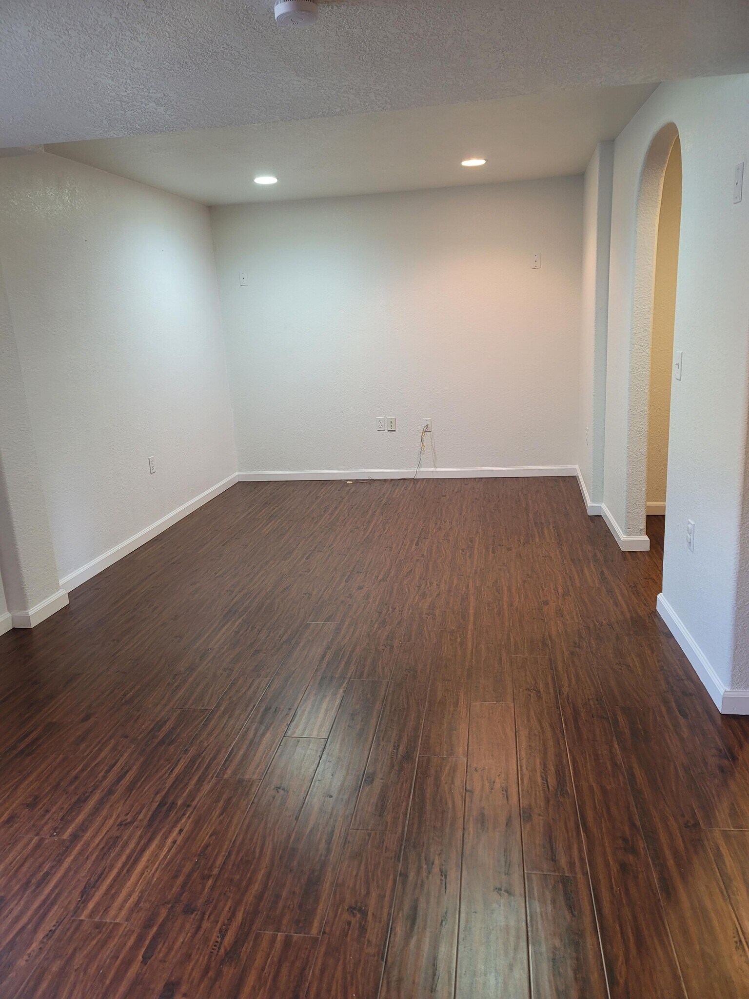 Building Photo - 1714 Foxfield Dr