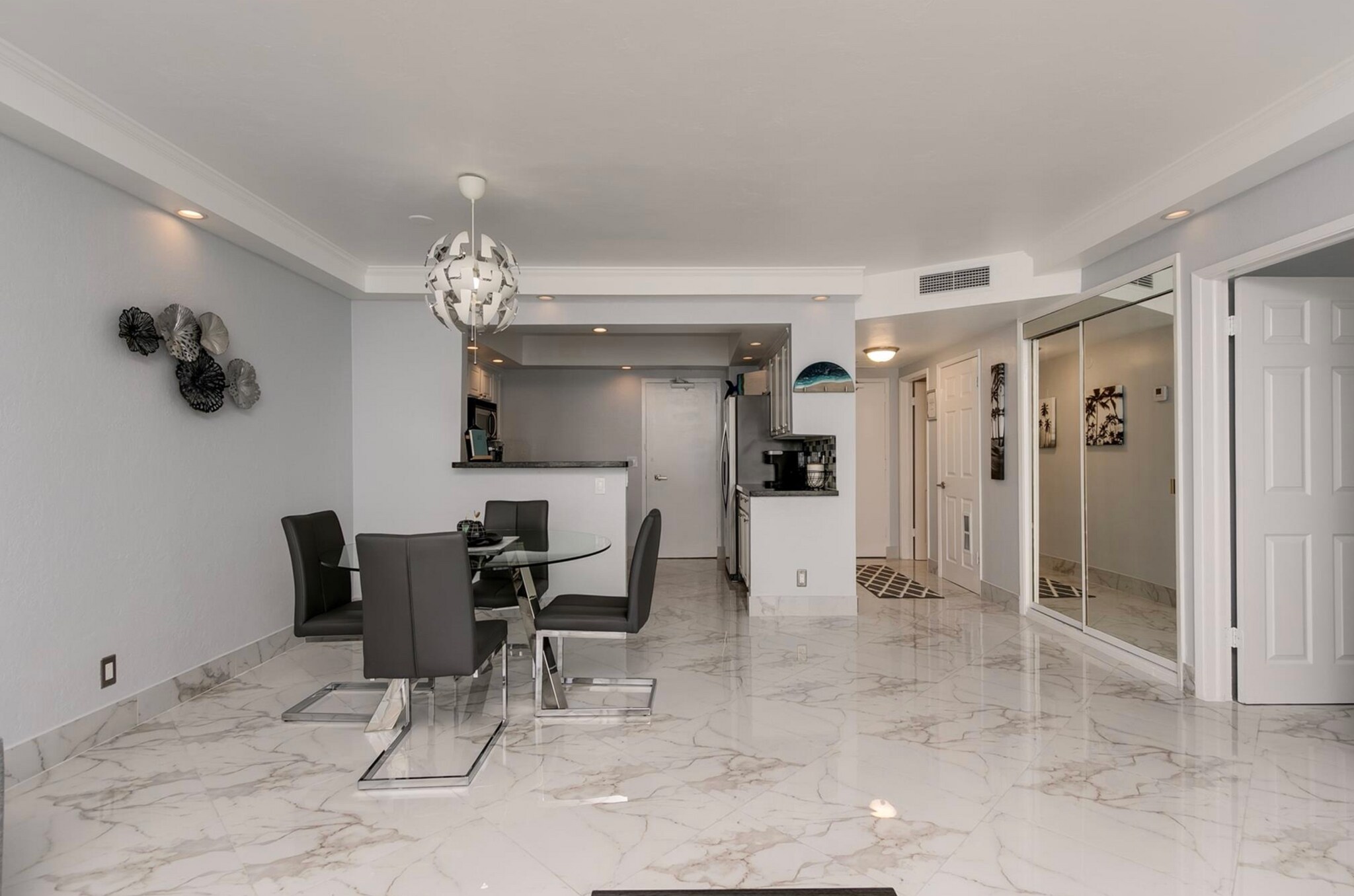 Building Photo - 3700 Galt Ocean Dr