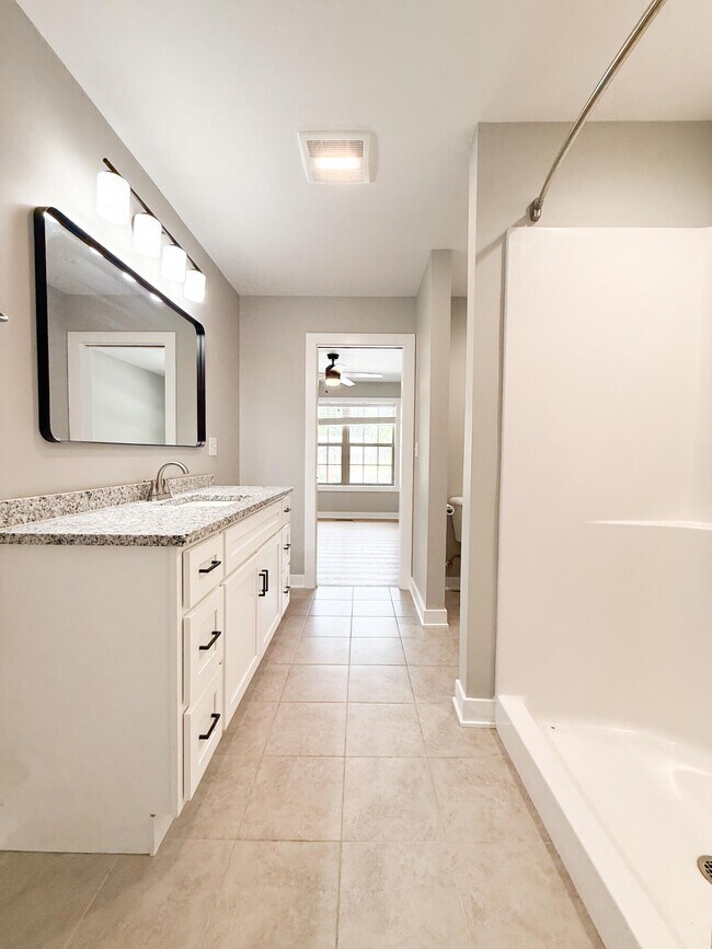 Building Photo - 1635 KY-1247