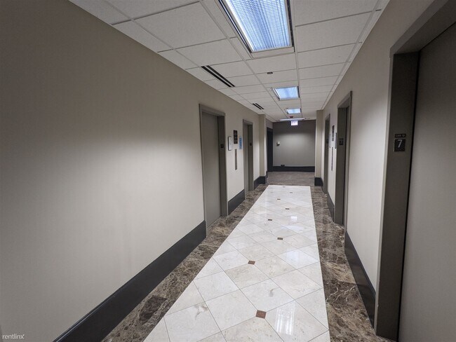 Building Photo - 2 br, 2 bath Condo - 10 E Ontario St APT 4906