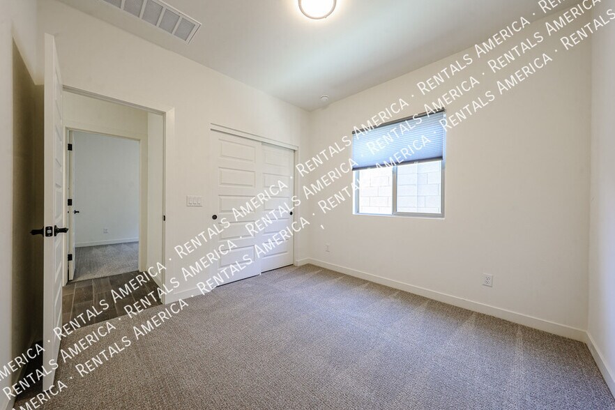 Building Photo - 12557 W Citrus Wy