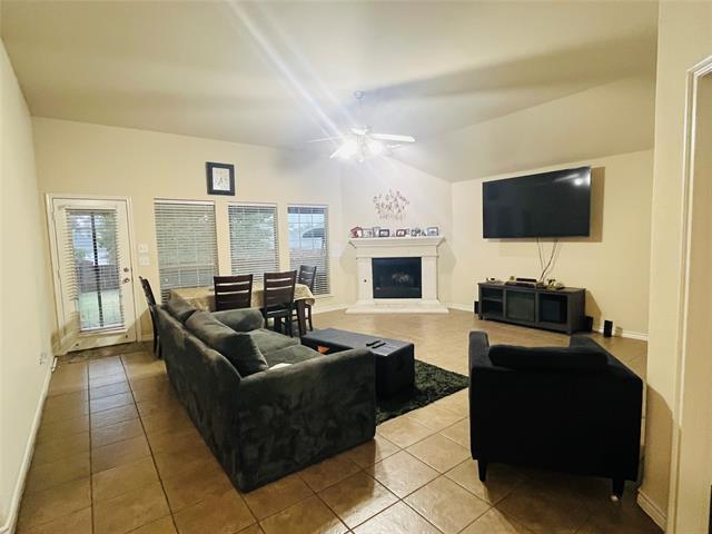 Building Photo - 7705 Pleasant Valley Tr
