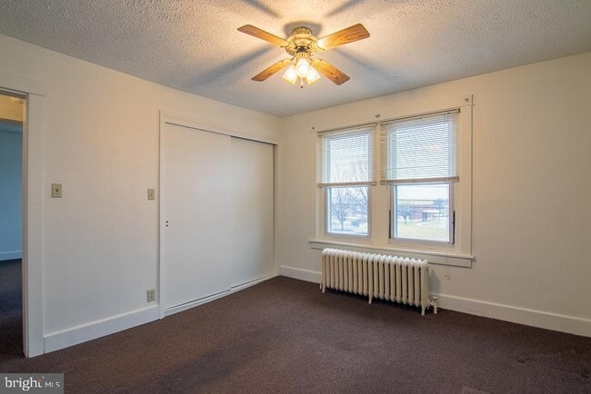 Building Photo - 3807 Kutztown Rd