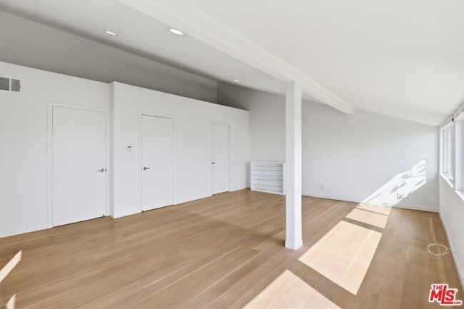 Building Photo - 18149 Wakecrest Dr