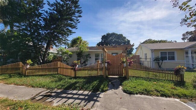 Building Photo - 4134 1st Ave S