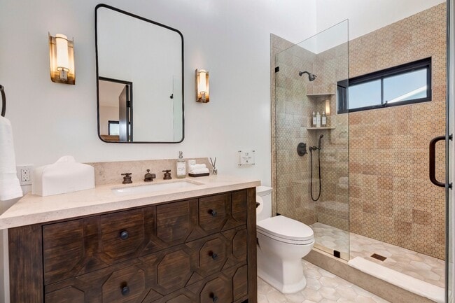 Building Photo - 6711 Wandermere Rd