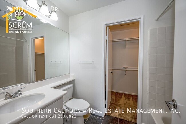 Building Photo - 26601 Shasta Dr