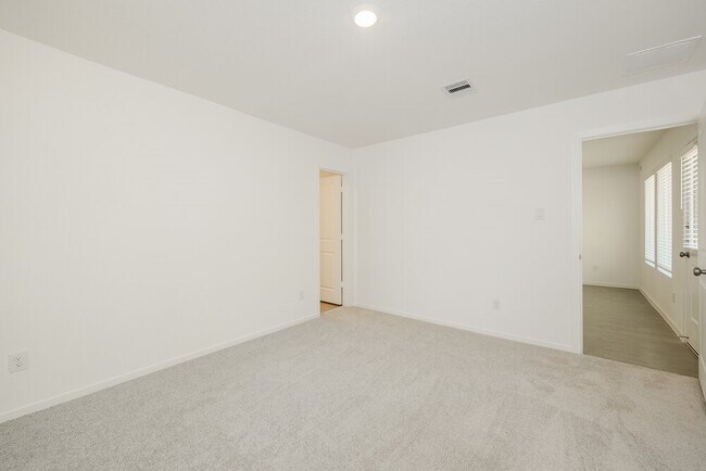 Building Photo - 13495 Bay Springs Dr