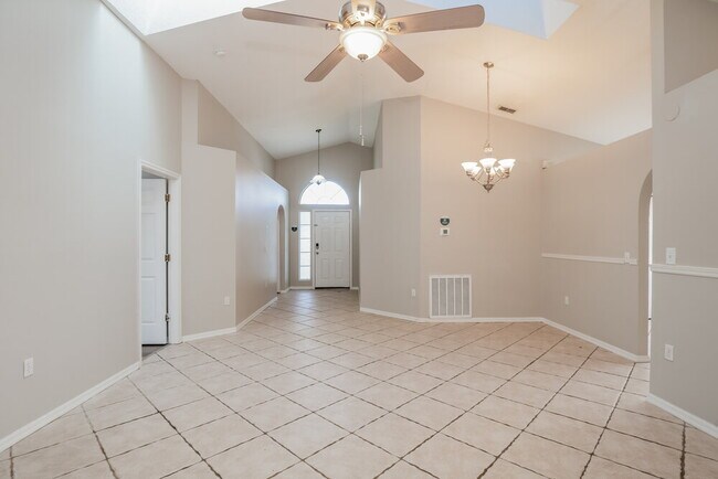 Building Photo - 4307 Pembridge Ave