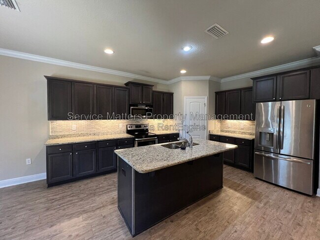 Building Photo - 4233 S Cambridge Way