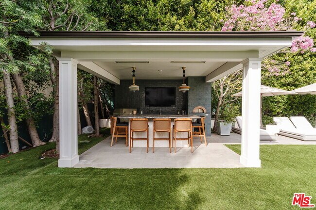 Building Photo - 957 Corsica Dr