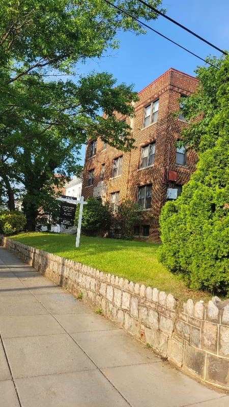 Building Photo - 5601 Colorado Ave NW