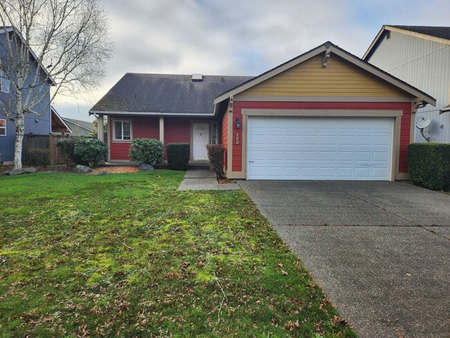 Building Photo - 3 BEDROOM  2.5  BATH IN CHEHALIS