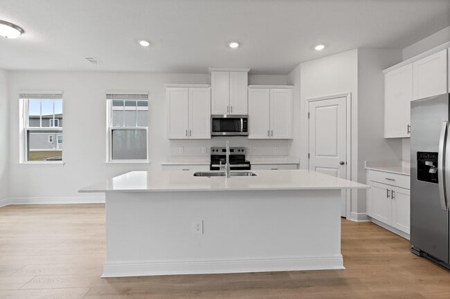 Building Photo - 2276 Hen Rd