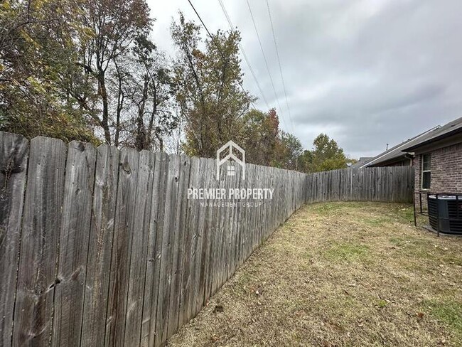 Building Photo - 5656 Falling Bark Dr