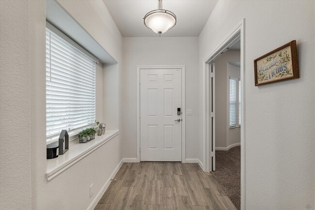 Building Photo - 3225 Sioux Trl