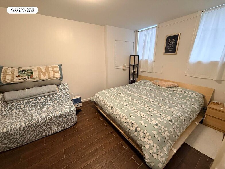 Building Photo - 1360 Prospect Pl