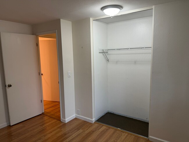 Building Photo - Beautiful 4 bedroom, 3 bathroom home in Eugene!