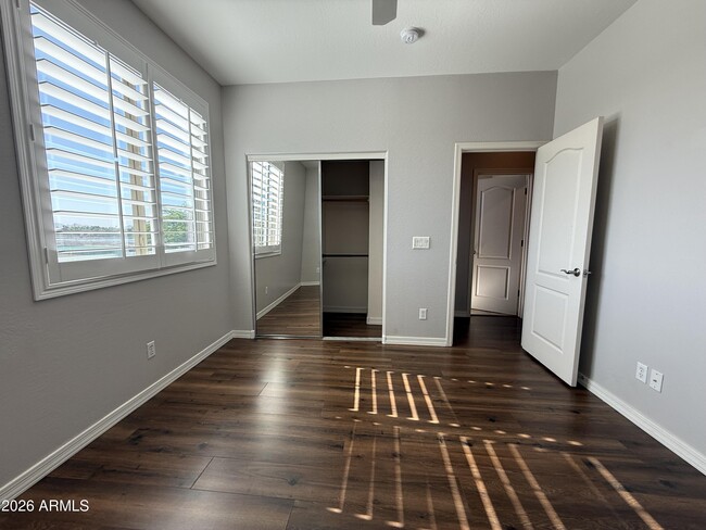 Building Photo - 4287 S Kimberlee Dr