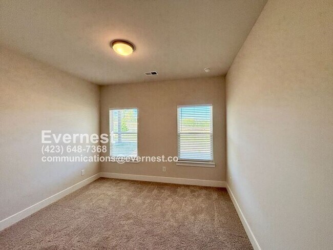 Building Photo - 1779 Firelight Wy