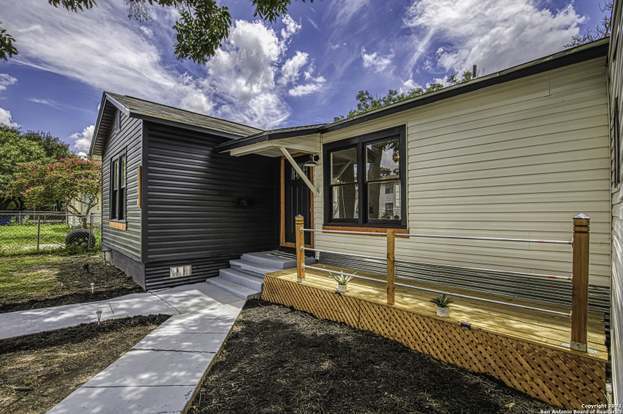 Building Photo - 1110 Clower-