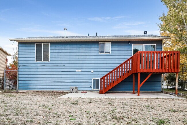 Building Photo - 6754 Clernates Dr