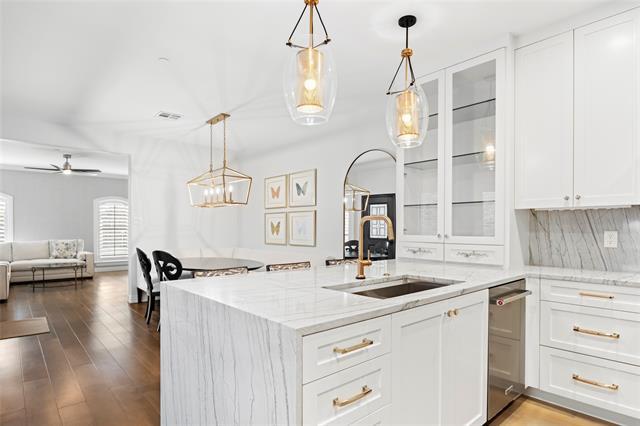 Building Photo - 5635 Cecina Dr