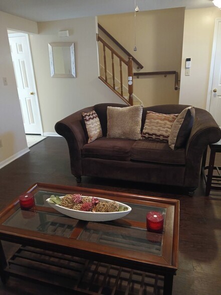 Building Photo - 5616 Bringle Ct