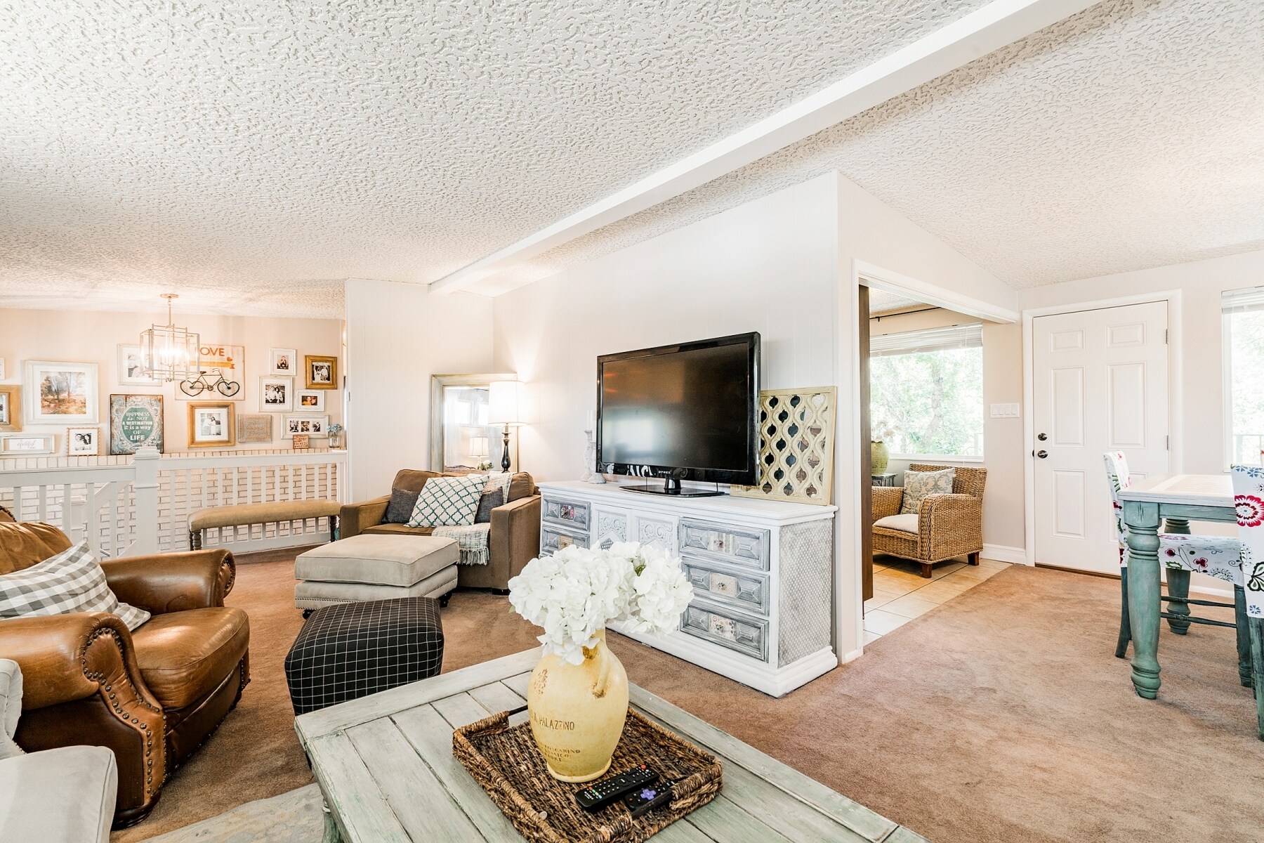 Building Photo - 450 E Mill St S