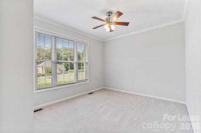 Building Photo - 4-Bedroom 2-Bath Home Nestled In The Popular Rock Barn Community!