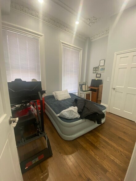 Building Photo - 416 Massachusetts Ave