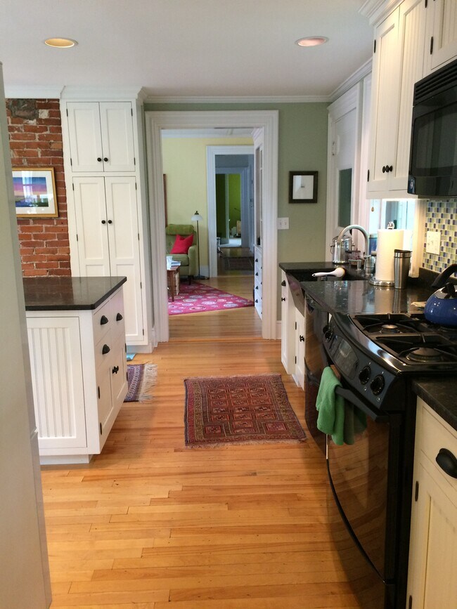 Kitchen - 10 Orchard St