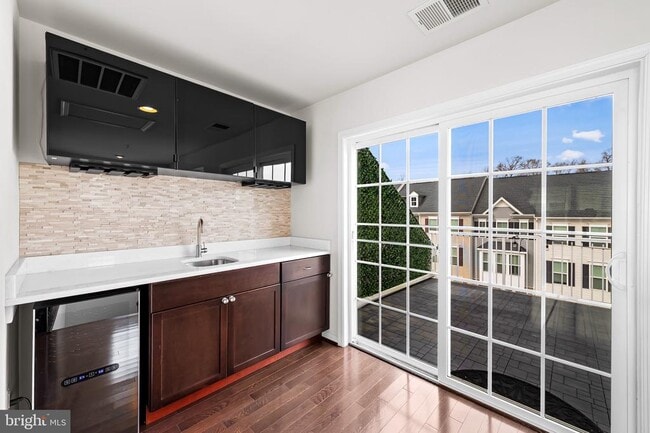 Building Photo - 7316 Elkridge Crossing Way