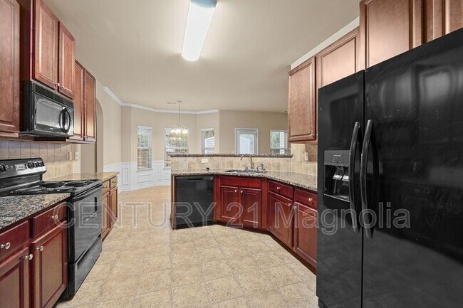 Building Photo - 2203 Grandwood Ln