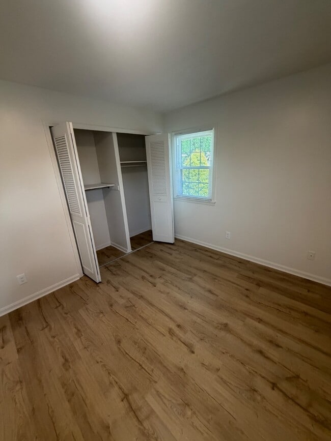 Building Photo - 6813 Wunderly Ct