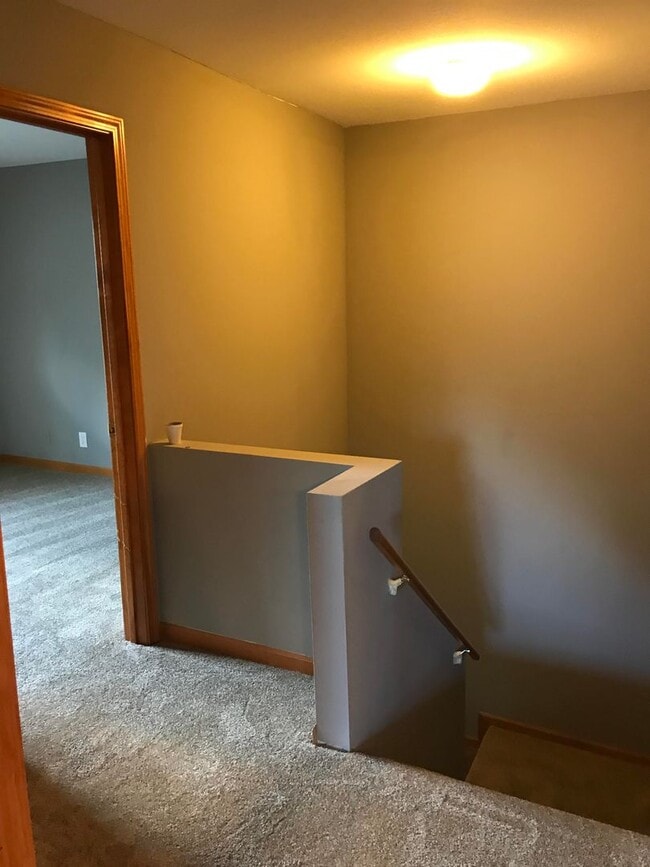 Building Photo - 900 Christie Ct