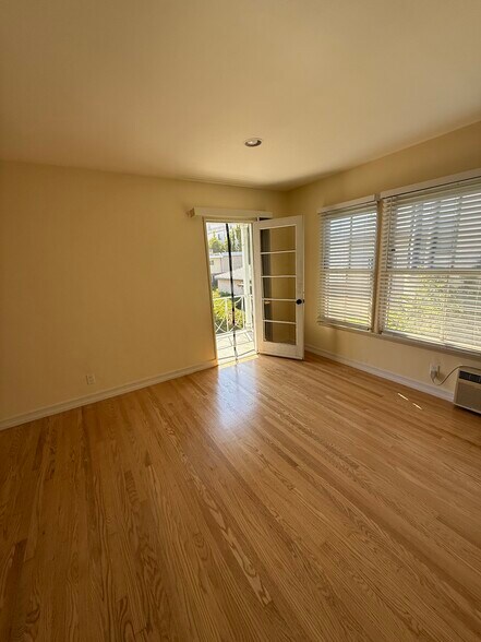 Building Photo - 1620 Glendon Ave