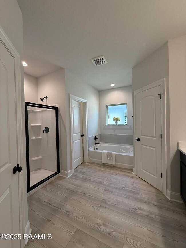 Building Photo - 135 Ridley Ln