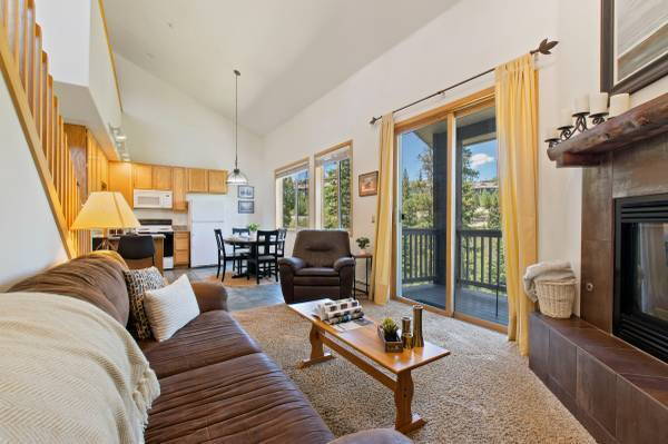 Building Photo - 3 Bed, 3 Bath Condo in Wildernest