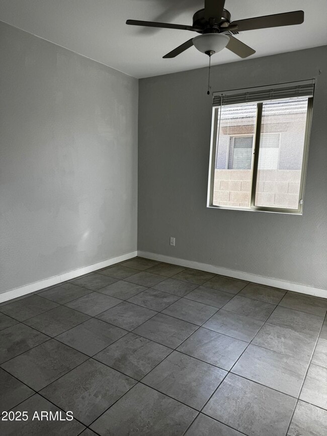 Building Photo - 23436 W Winslow Ave