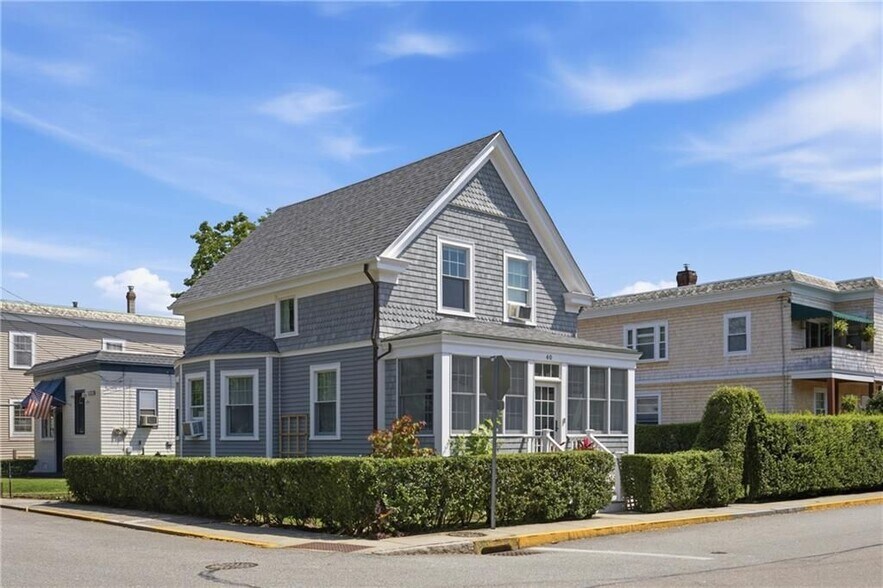 Building Photo - 40 W Narragansett Ave