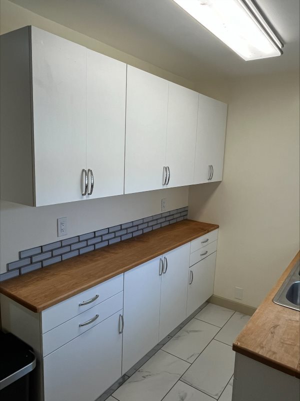 Building Photo - 515 Bellevue Pl